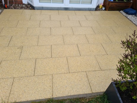 Gewebplatten beige nachher Gewebplatten beige nach der Reinigung